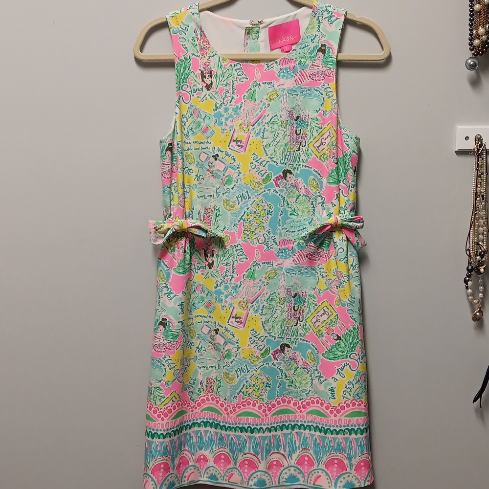 Lilly Pulitzer dress, "It All Started with  A Juice Stand" , size 2